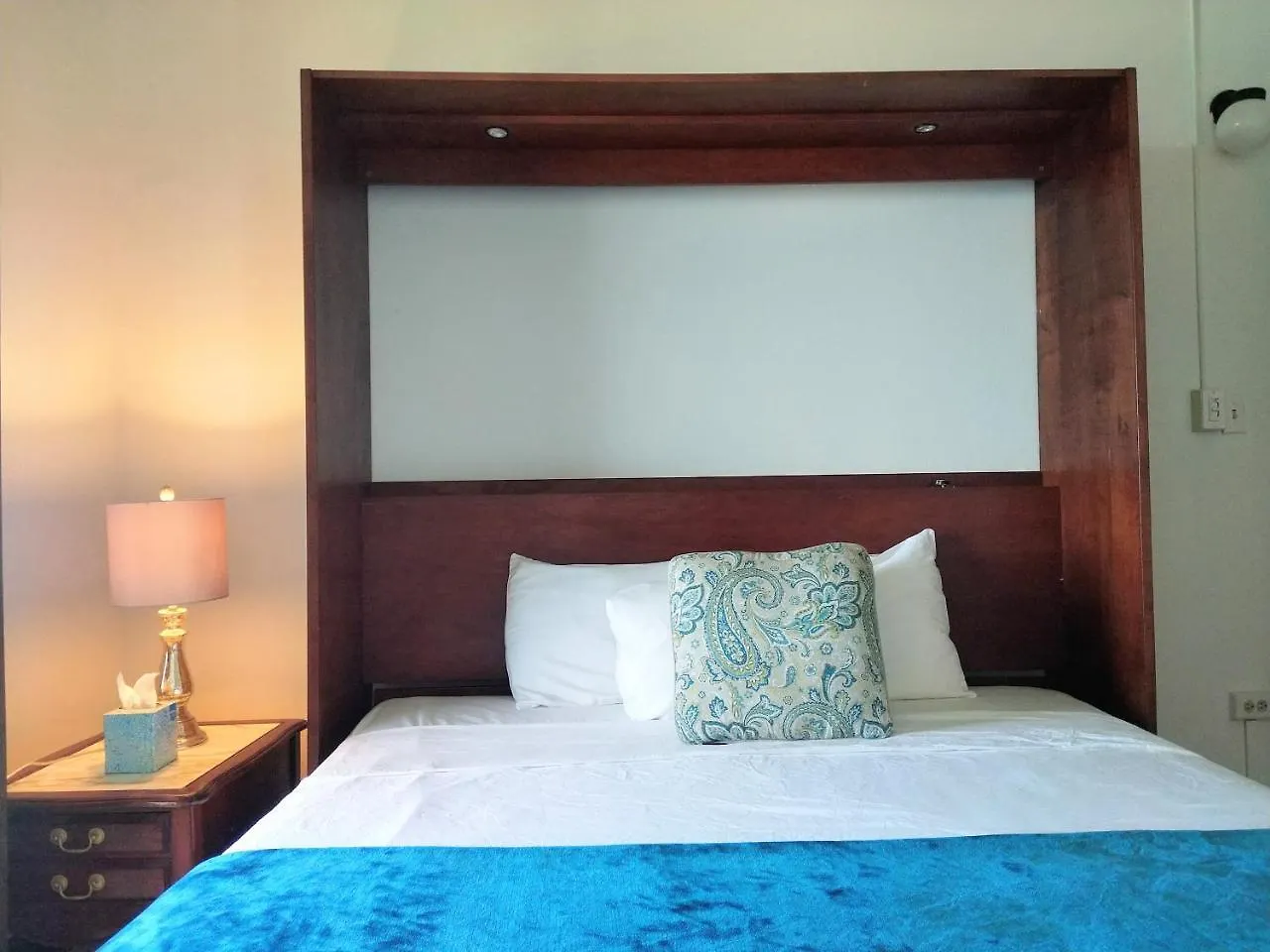 La Capitana Old San Juan Building Aparthotel